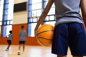 为什么内野手接球后要拍一下手套