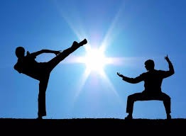 轮盘冷热数字：短期聚集现象为何无法形成可用策略？（轮盘热冷号迷思：为何短期集中难以成为有效策略？）