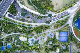 ——@sport 来源：Barça Universal若昂·坎塞洛渴望重返巴塞罗那，但俱乐部面临经济难题。他目前净年薪高达1500万欧元，若回归必须大幅降薪。